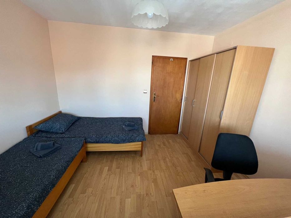 Дава се под наем Тристаен апартамент в София, Център - 89 кв.м за 1200 € - Снимка #5