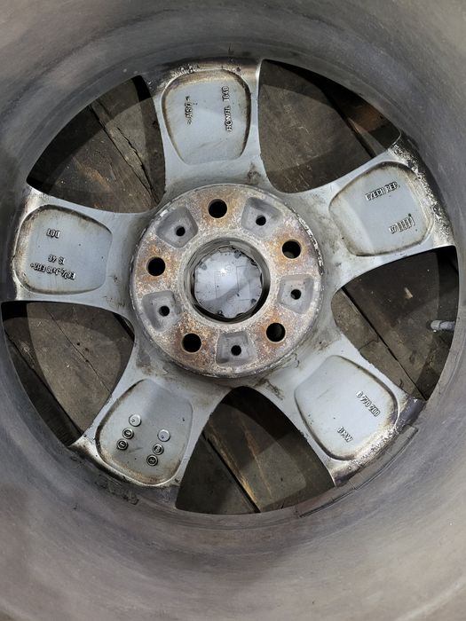 Продам диски  стояли на BMW X5 E70 255/55/18