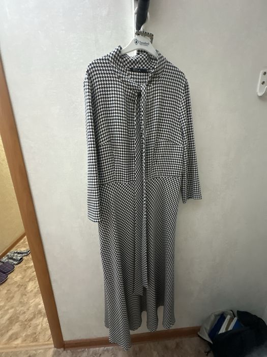 Продам офисное платье