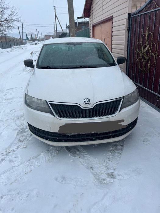 Продам машину шкода рапид