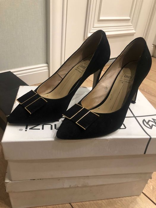 Обувь, туфли на каблуках, босоножки.