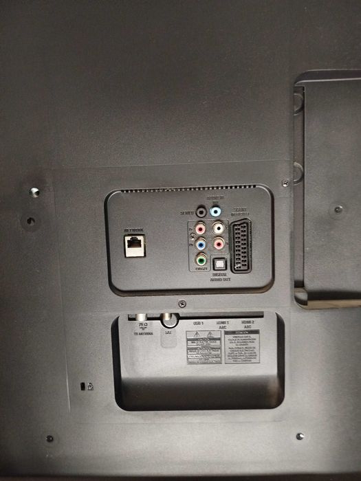 TV PHILIPS 55" SMART с проблем в матрицата