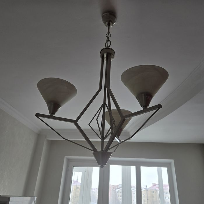 Люстра (куханная, спальная)