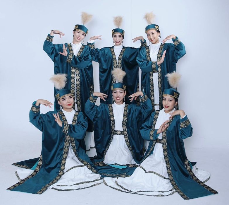 Встреча с аэропорта, вокзала, танцы