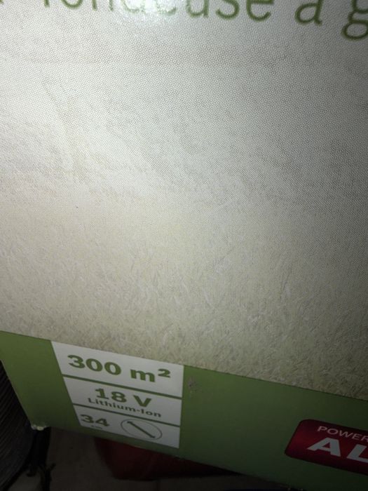 Vand masina de tuns bosh pe acumulator noua