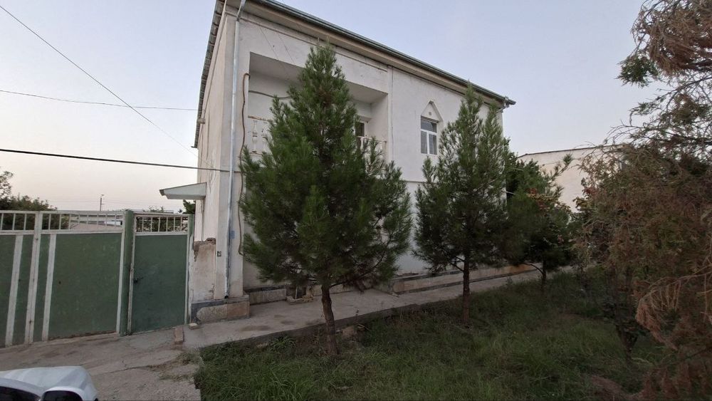 Уй сотилади барча кулайликларига эга