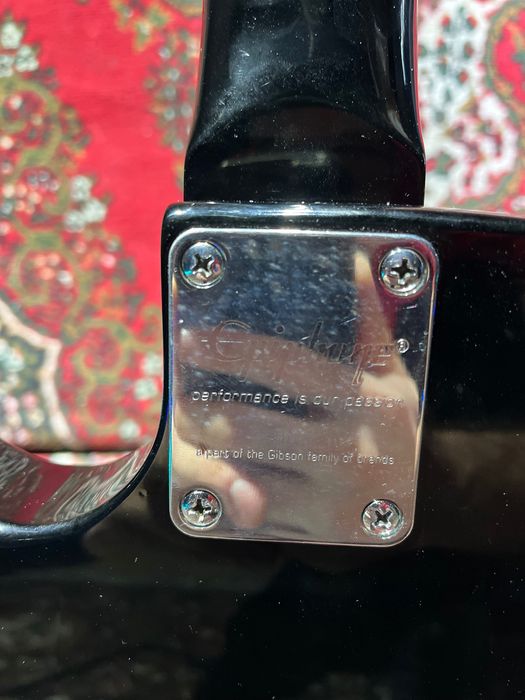 Гитара    Epiphone Les Paul Junior,