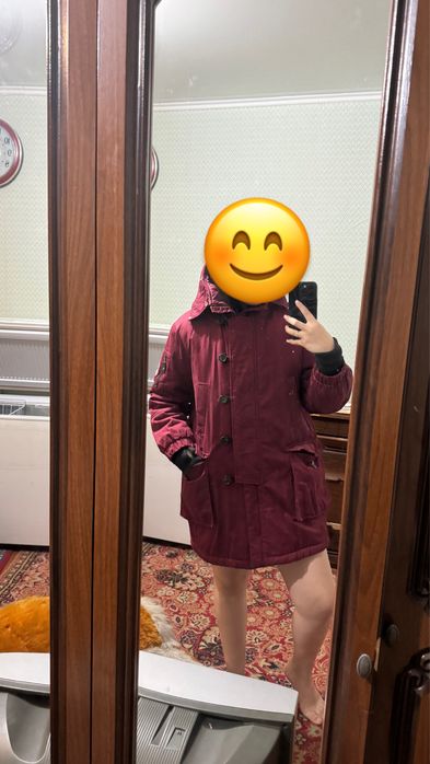 Продам женские пуховики