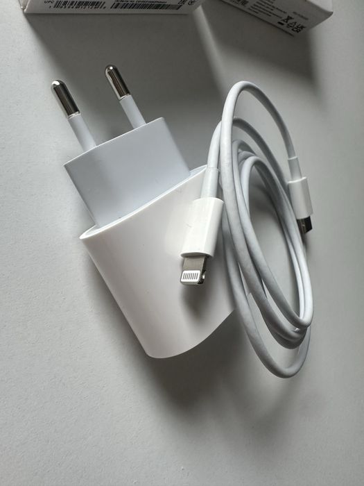 Încărcător rețea Apple 20W, USB-C , NOU desigilat - set cu cablu Lightning - USB C