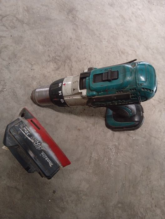 Шуруповёрт Макита