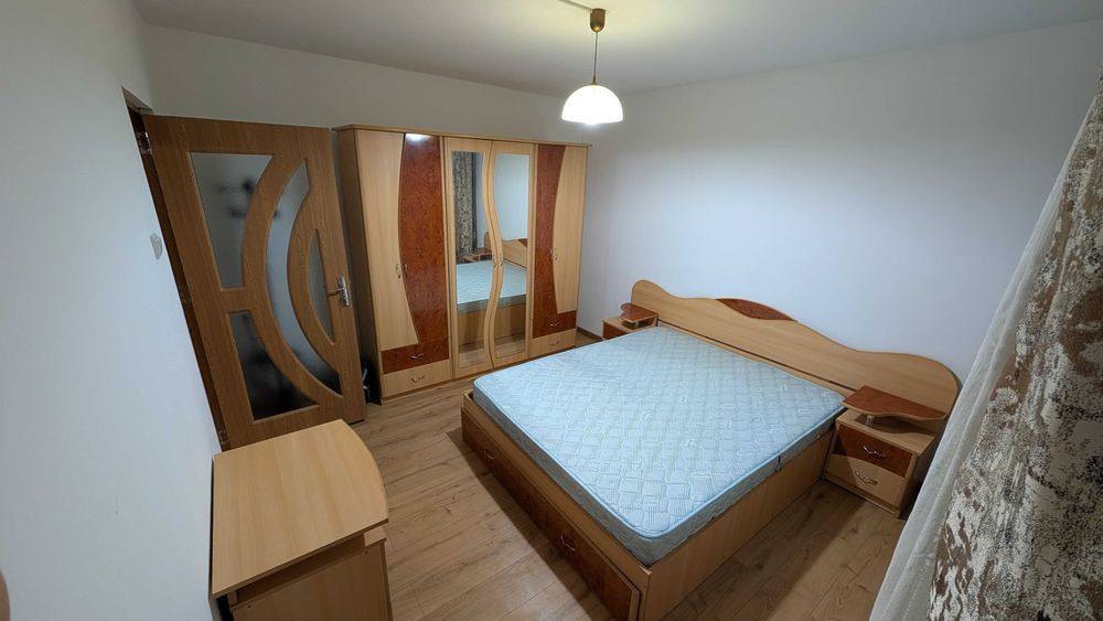 Vanzare apartament 3 camere Dristor