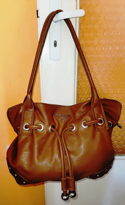 Автентична голяма чанта с къси дръжки Prada Milano Dal 1913