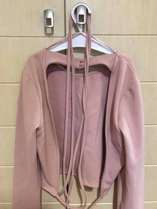 Топ с открытой спиной от zara