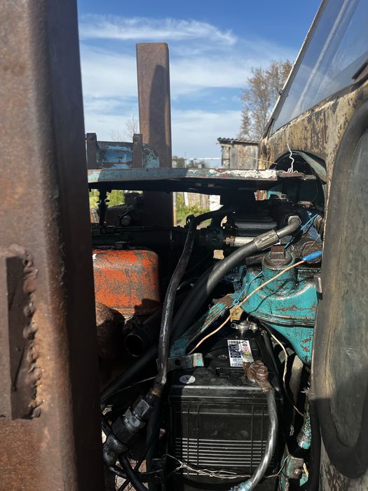 Трактор юмз-6.