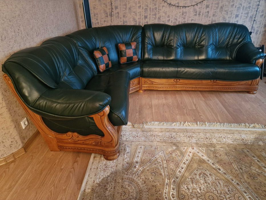 Мебель в гостиную и столовую