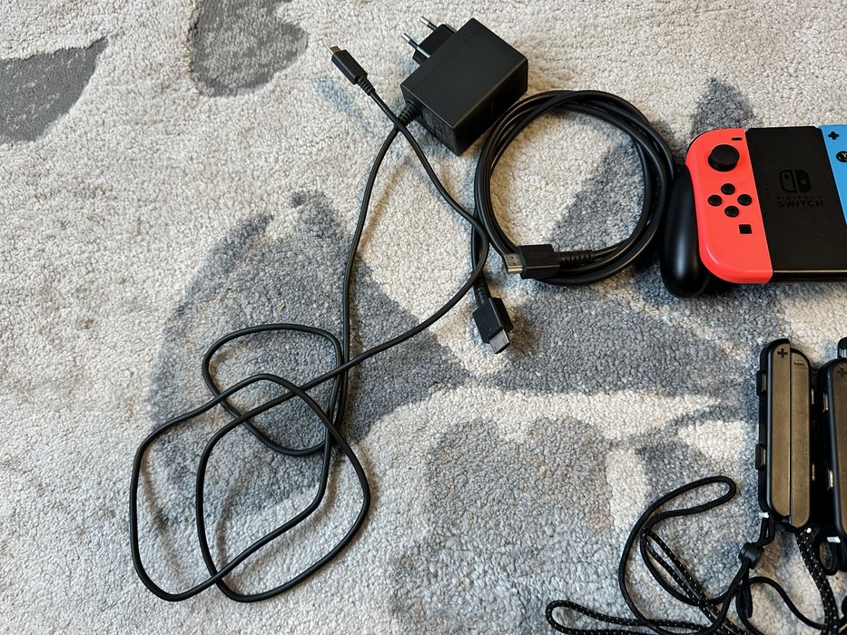 Nintendo Switch OLED - Mario Red Edition