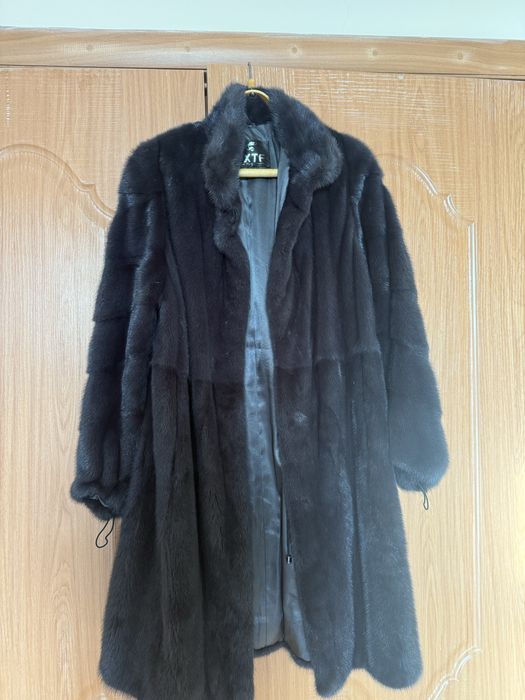 Продам норковую шубу