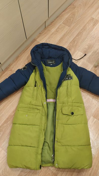 Куртки детские возраст 7,8 лет