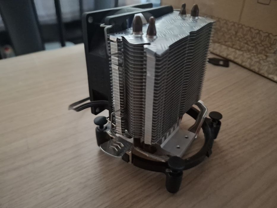 Продам кулер для процессора DeepCool Ice Edge Mini FS V2.