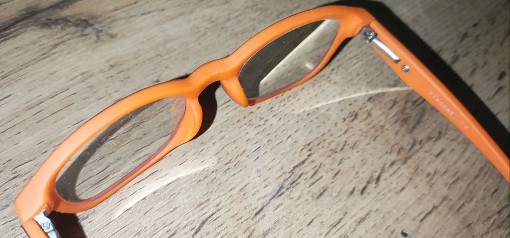 Очки детские фирменная оправа на 9-12 лет. Для зрения