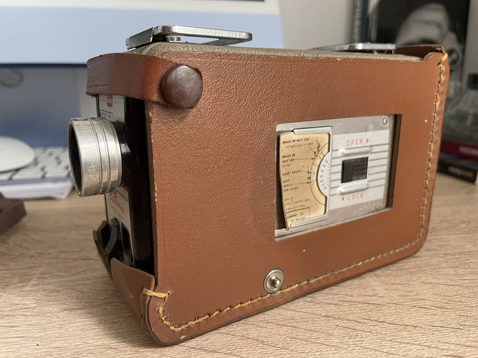 Лентова камера Kodak Brownie