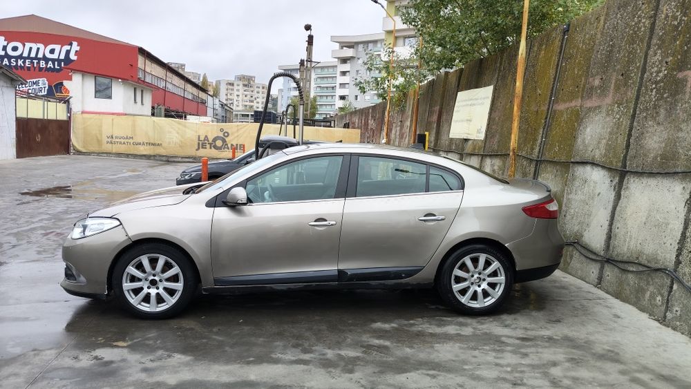 Renault Fluence 2010 1.6 16V GPL