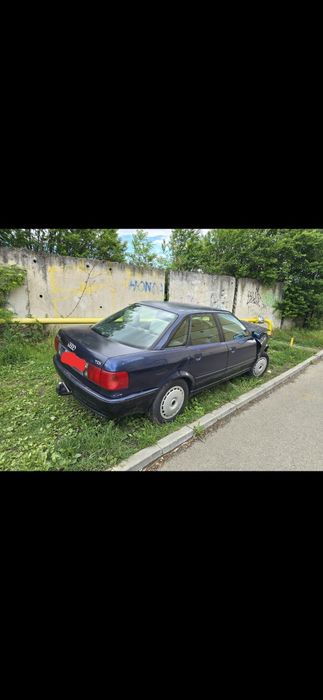 Audi 80 1994 lovit - piese de schimb