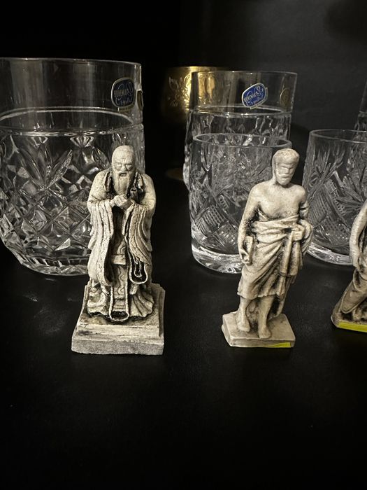 Statuete Confucius Socrate Platon Asclepios
