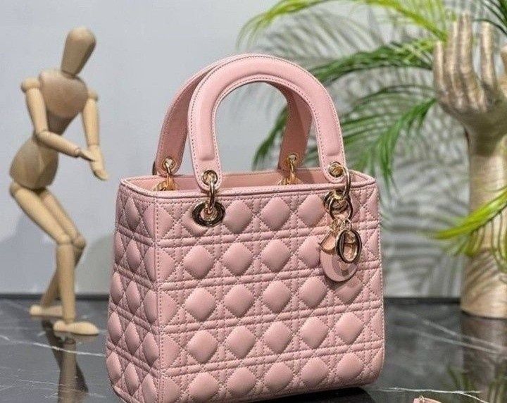 Genti dama Medium Lady,diverse nuanțe, saculet, etichetă