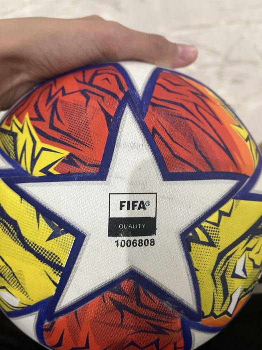 Футболный_Мяч_УЕФА