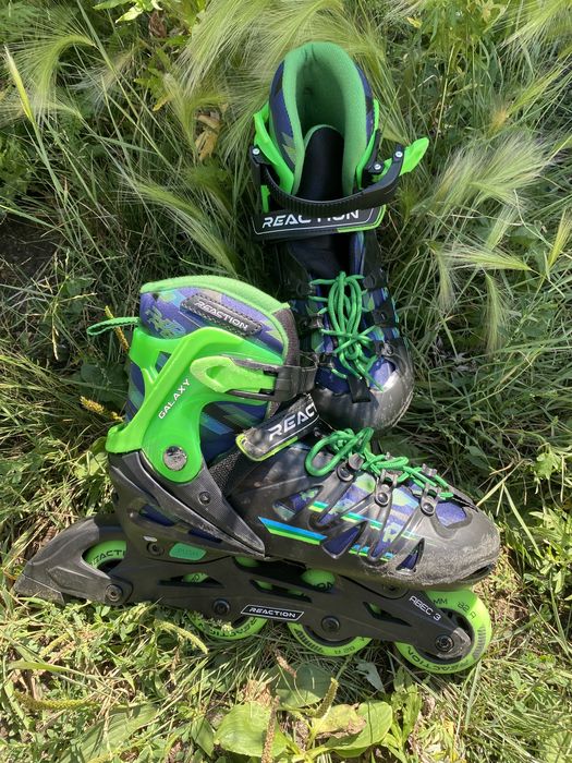 Продам роликовые коньки детские