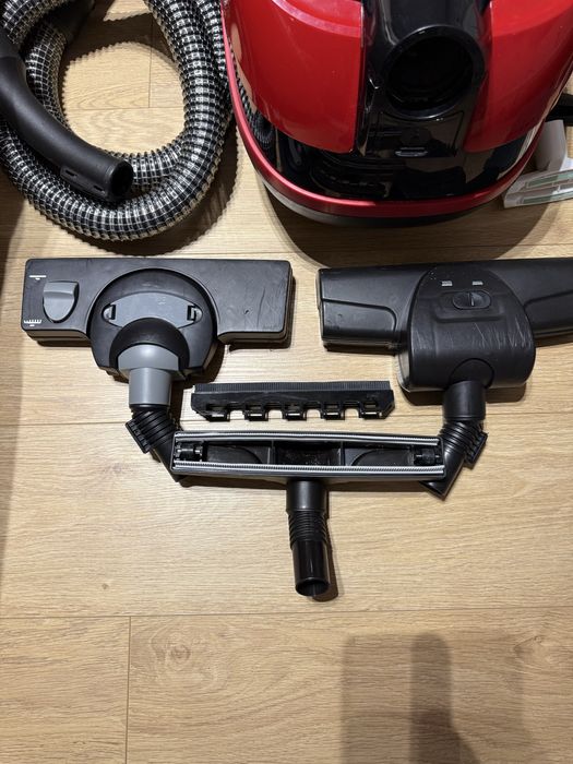 Aspirator Bosch Pro Animal BWD421PET