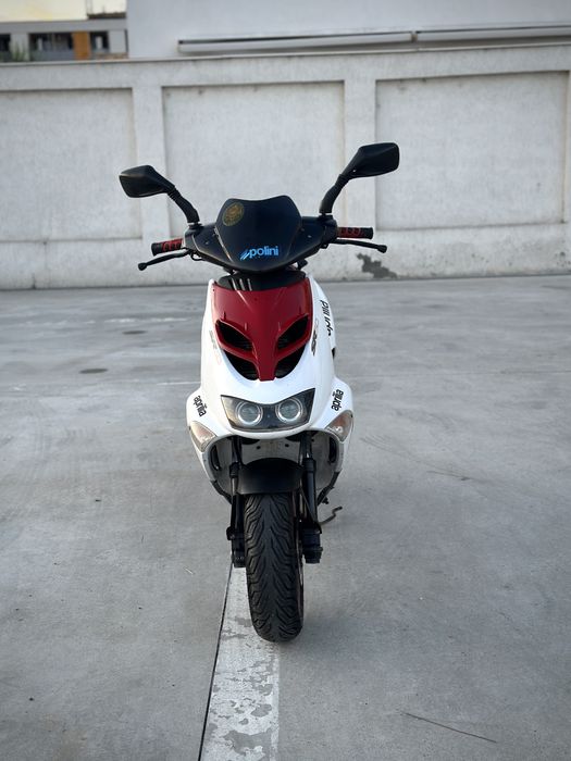 Aprilia SR 50.