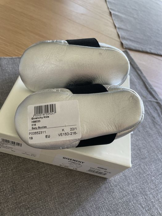Givenchy kids sneakers