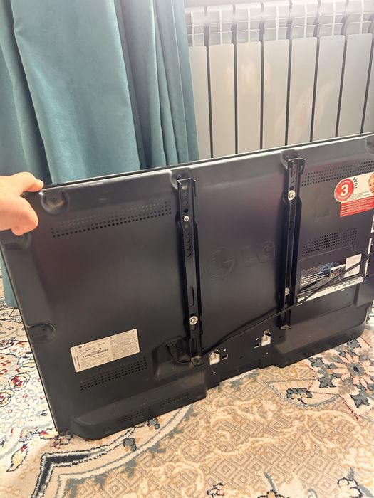 Срочно продам смарт TV LG