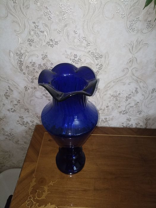 Продам винтажную вазу