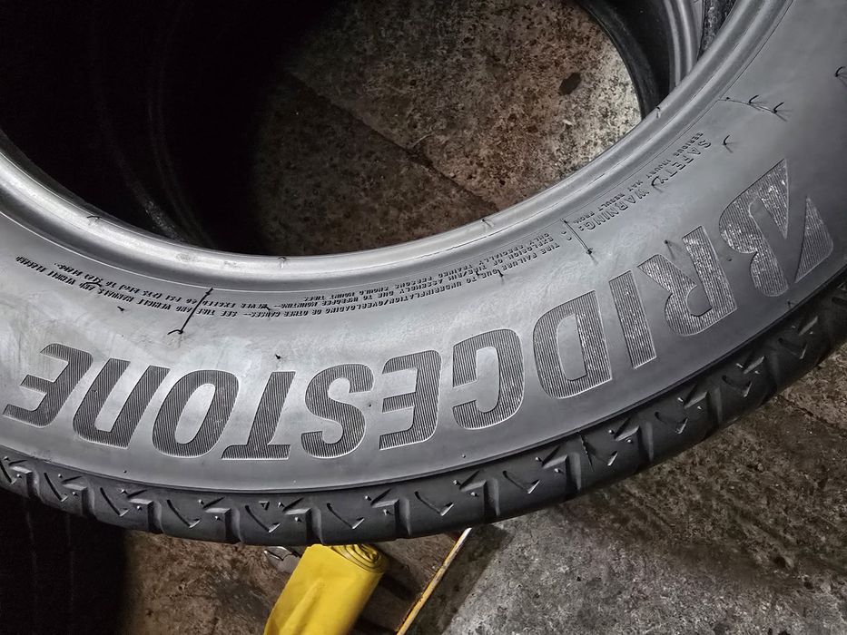 Bridgestone 225/60 R18 104W vară
