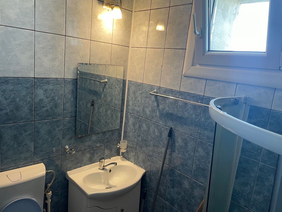 Garsonieră de 25,5 mp + boxă în spatele Shopping City Galați