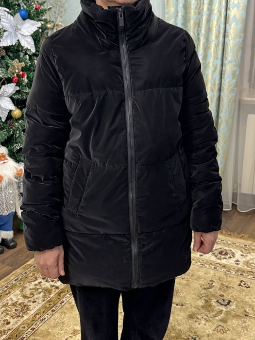 Пуховик черный красивый