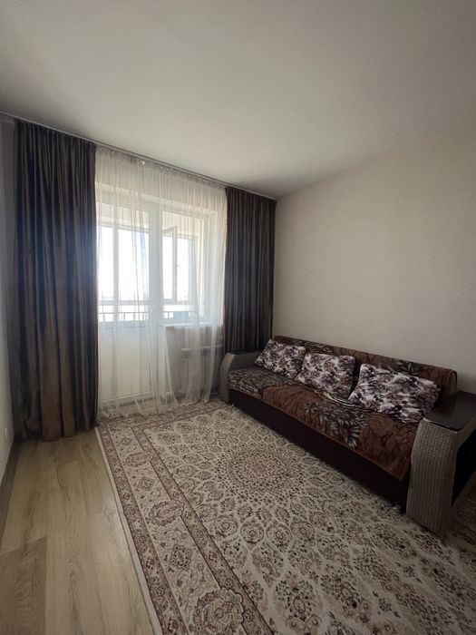 Сдается 1 комн. кв Жк Нова Сити