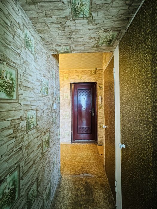 Продается 4 ком квартира