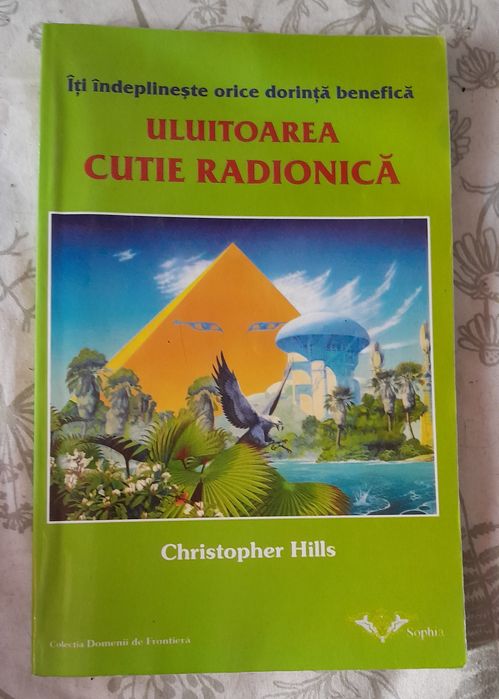 RARA, Uluitoarea cutie radionica, Christopher Hills 2002