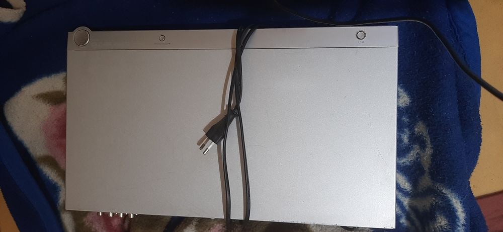 DvD player curat