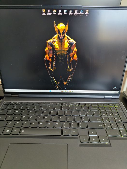 Vând Laptop Gaming / Editare – Intel i5 Gen 12 | 32GB RAM | RTX 3060 (6GB) | 1.5TB SSD | Win 11 Pro