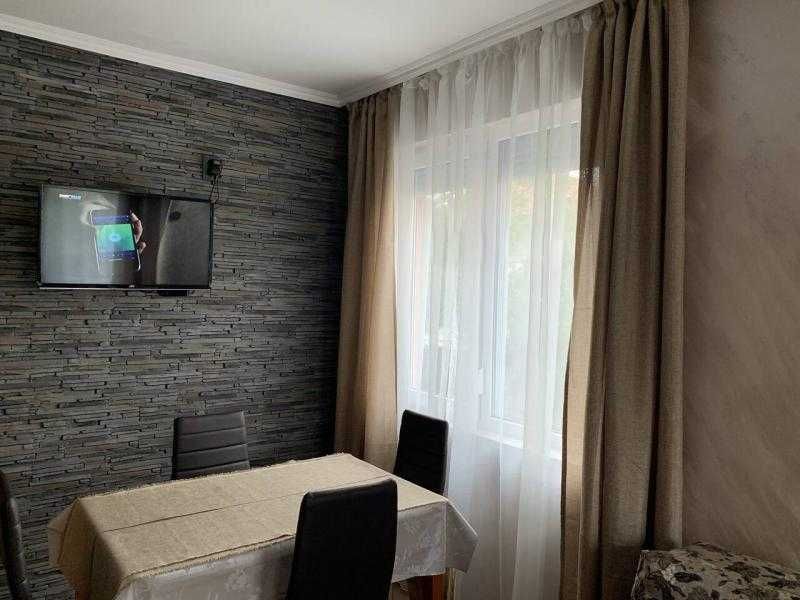 Чудесен двустаен апартамент в кв. Сарафово