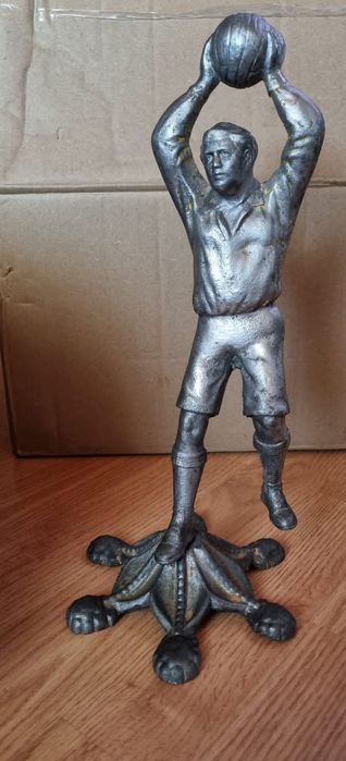 Statuie,statuetă veche