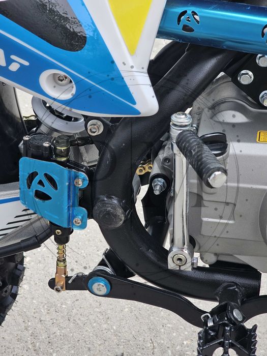 Кросов мотор 125 кубика. Кросов мотор 125кк UpBeat чисто нов