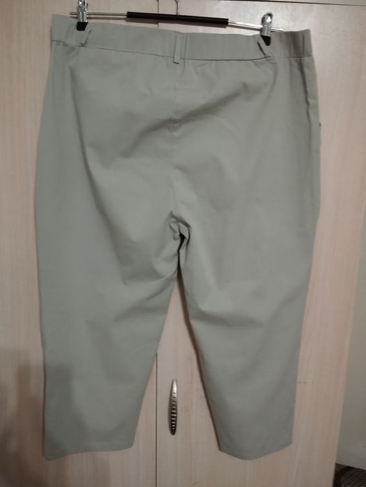 Продам бруки новые весна лето размер 52-54-56