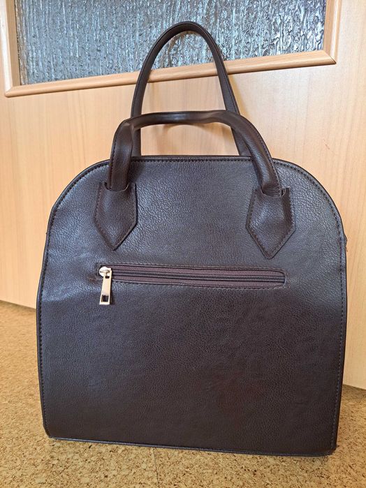 Кафяво-бежова дамска чанта