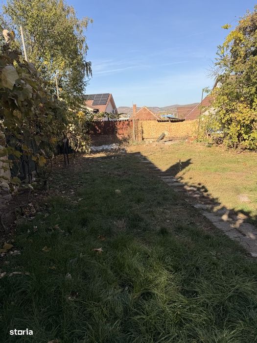 Casa 5 camere de închiriat în Vasile Aaron